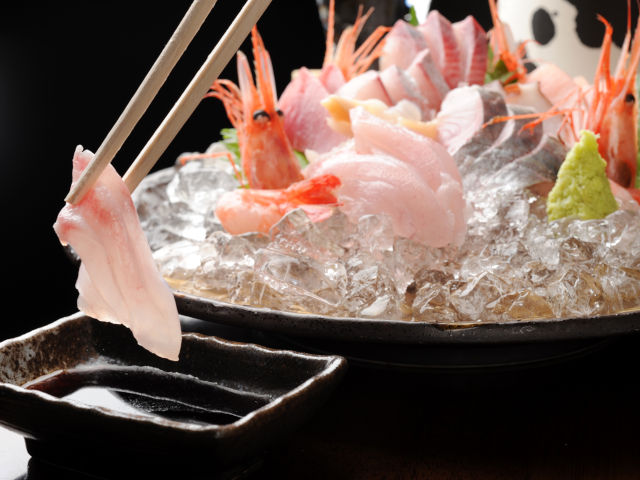 日本酒に合う肴の特徴～夜の金沢で美味しくて安い海鮮料理の居酒屋なら～